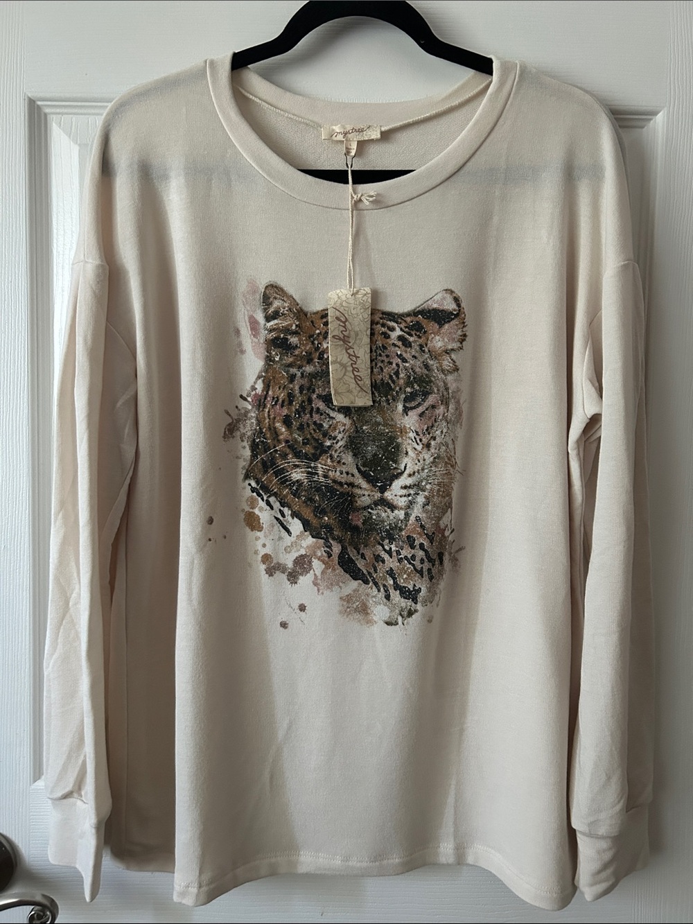 Mystree Cream Long-Sleeve Leopard Graphic Crewneck Sweater